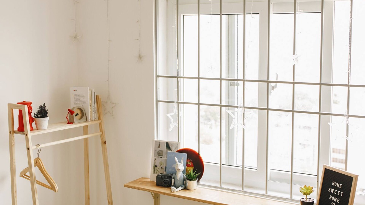 Thang Tam Apartment | La Vie En Rose/Yellow