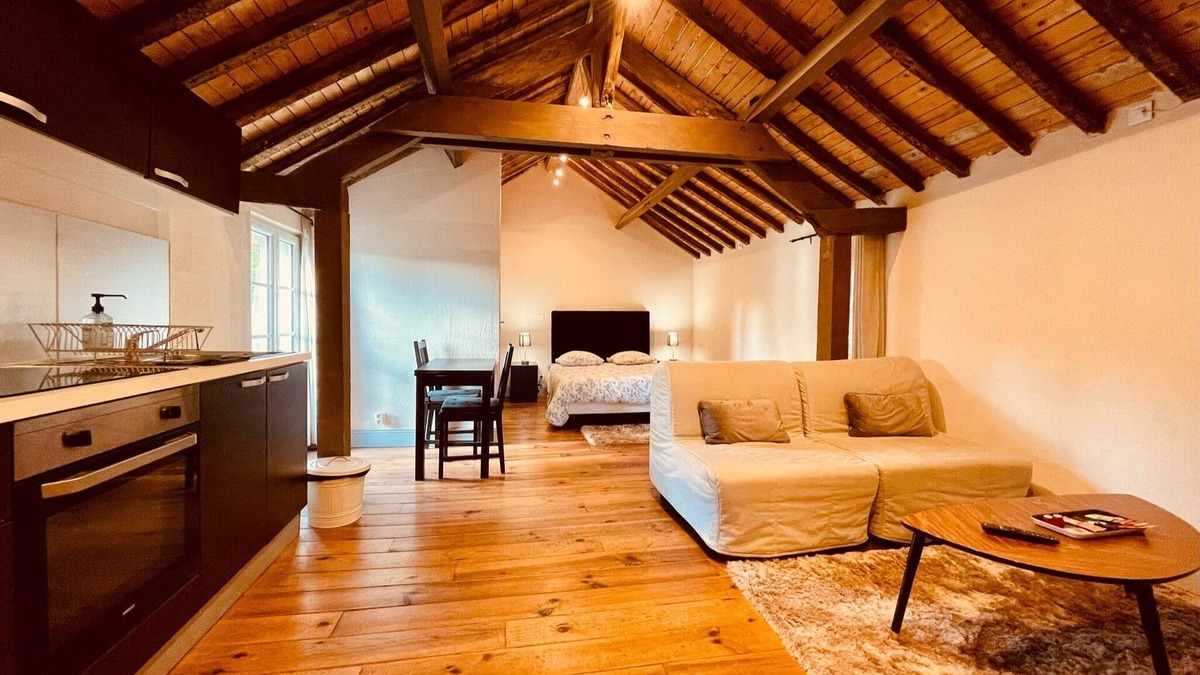 Thiveral-Grignon Apartment | La Villa Du Moulin de Champie - Versailles