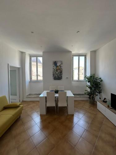 Ariccia Apartment | La vista sulla Piazza
