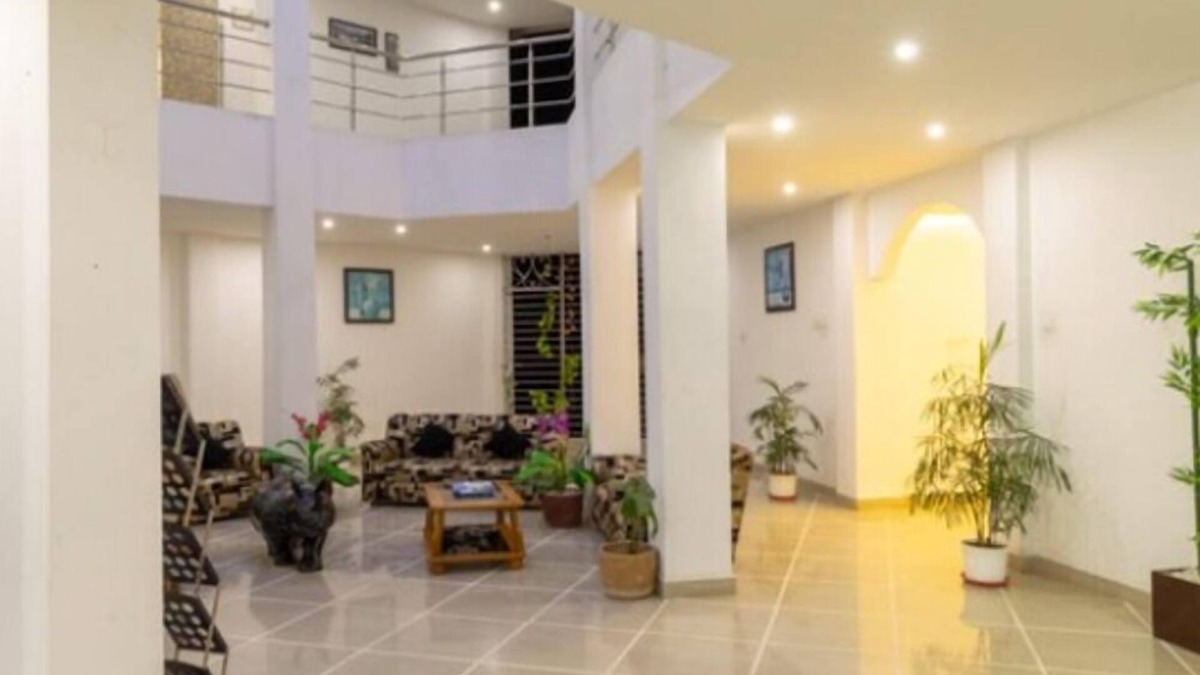 Golaghat Hotel | La Vue Resort