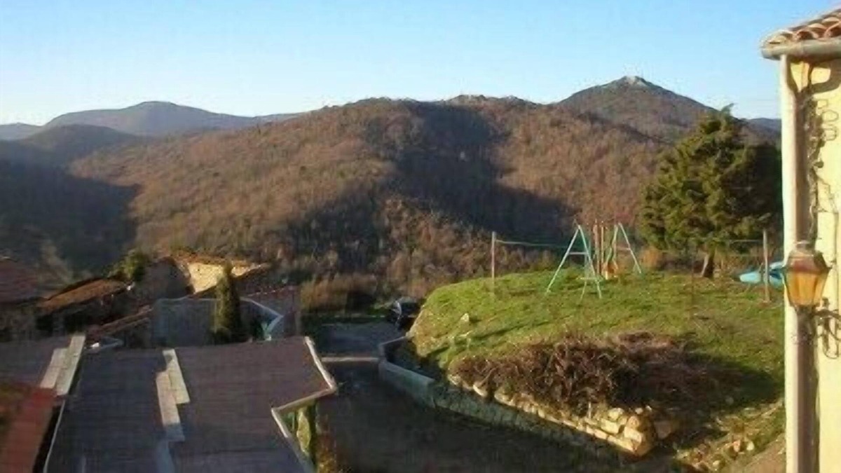 Quintillan House | La Vue sur les Collines