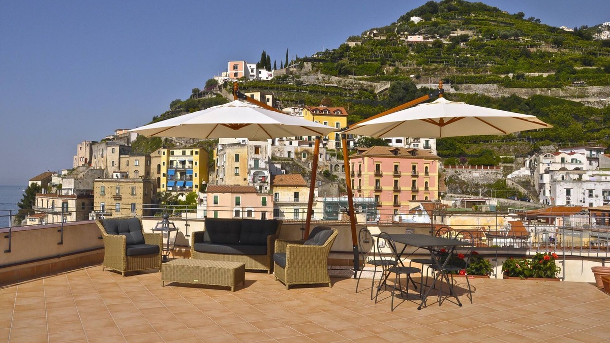 Minori Apartment | La Zinefra - Sea front apartment with large terrace