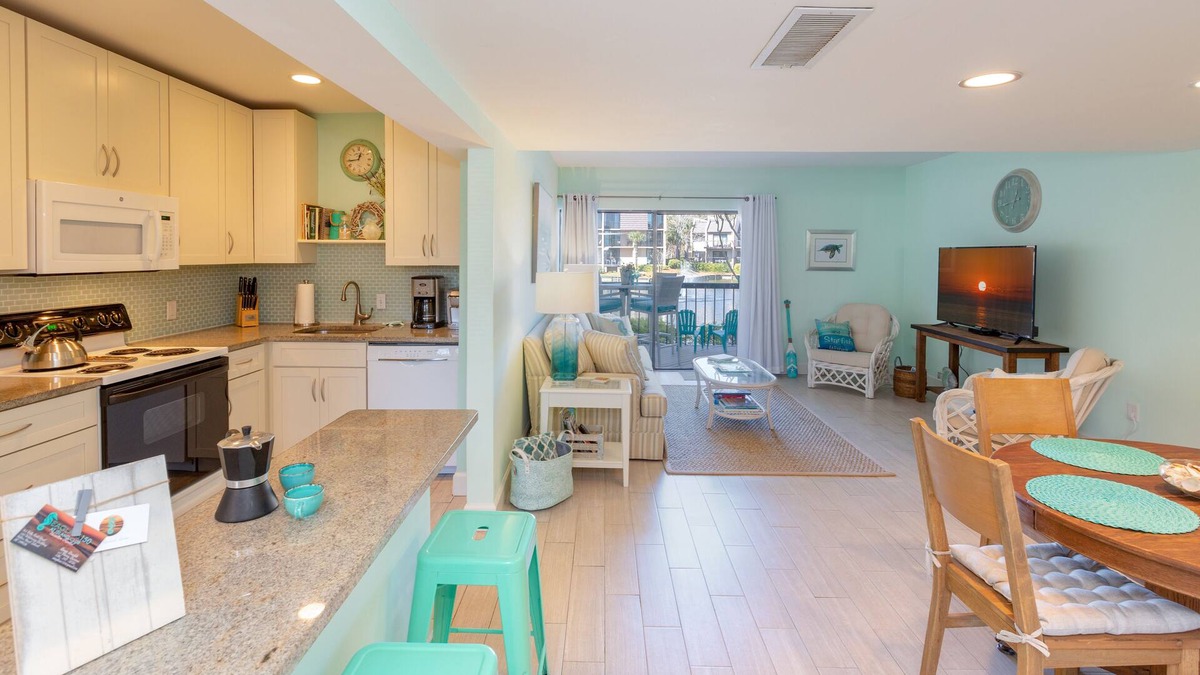 Folly Field Villa | Labor Day Discount @ ISLAND CLUB🏝️Ocean Resort,Lagoon view! free Bikes,chairs
