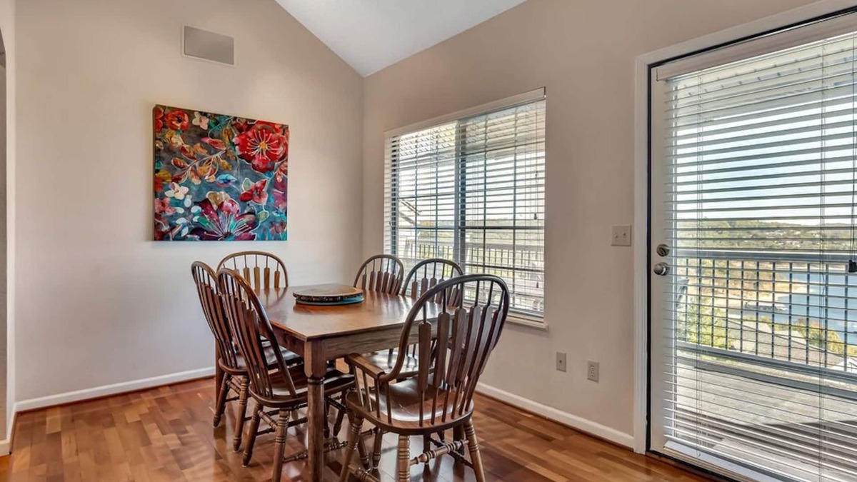 Indian Point Condo | Labor Day Open! Free SDC Tickets! Gorgeous Views of Table Rock! Recently Updated! 1 Mile to SDC!