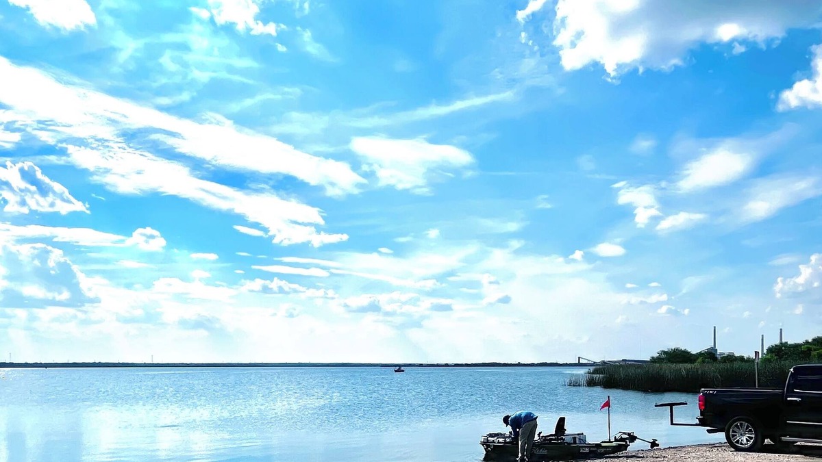 Southside House | Lackland Air Force Base at 9 min-Brauning Lake at 25 min-3 bdr-King size-Grill