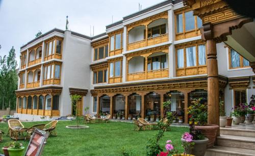 Leh Hotel | Ladakh Himalayan Retreat