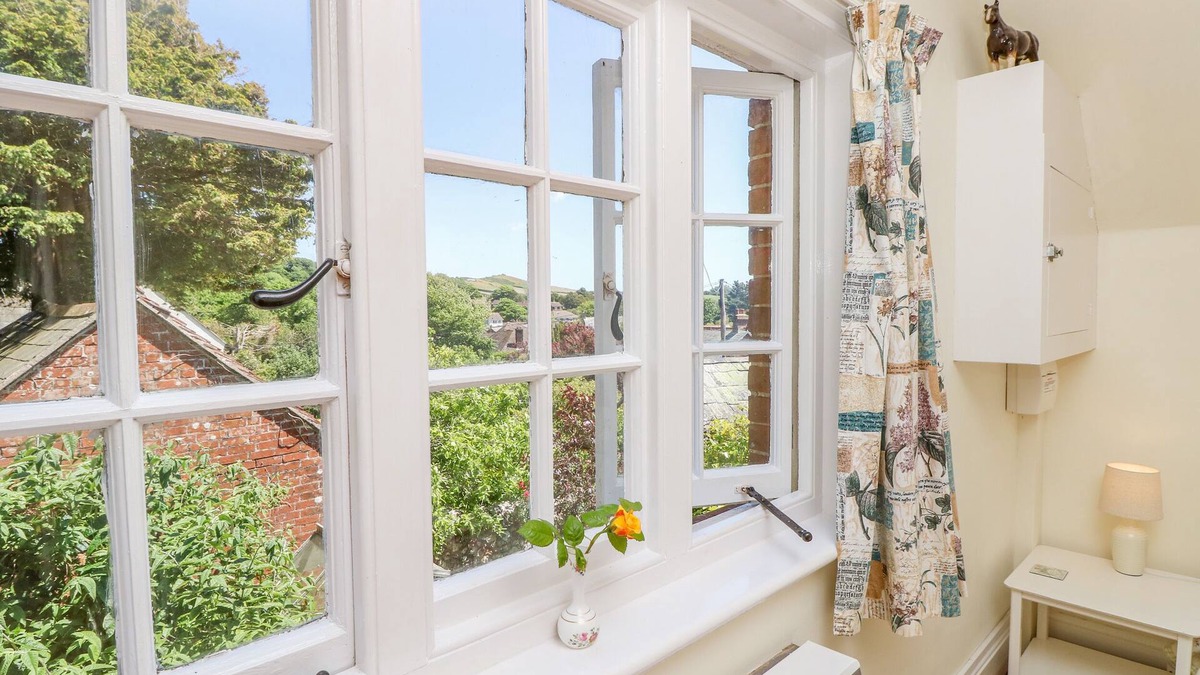 Newport Cottage | Ladylands Cottage