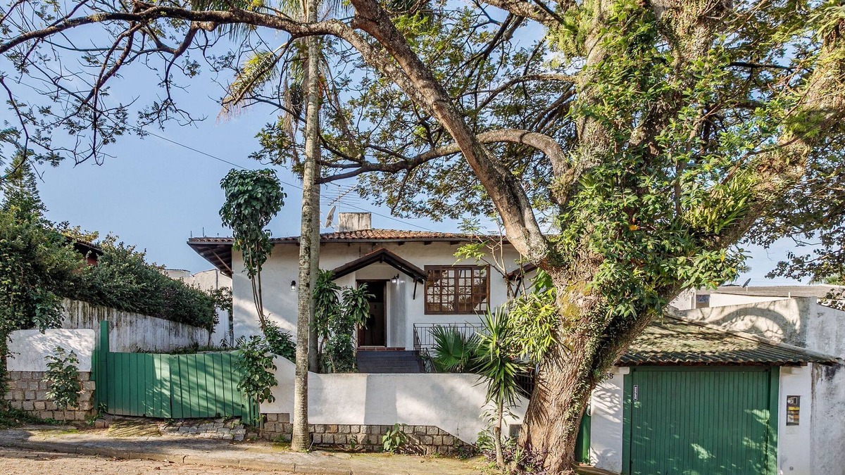 Lagoa da Conceicao Villa | Lagoa House - Comfort and Tranquility in Lagoa