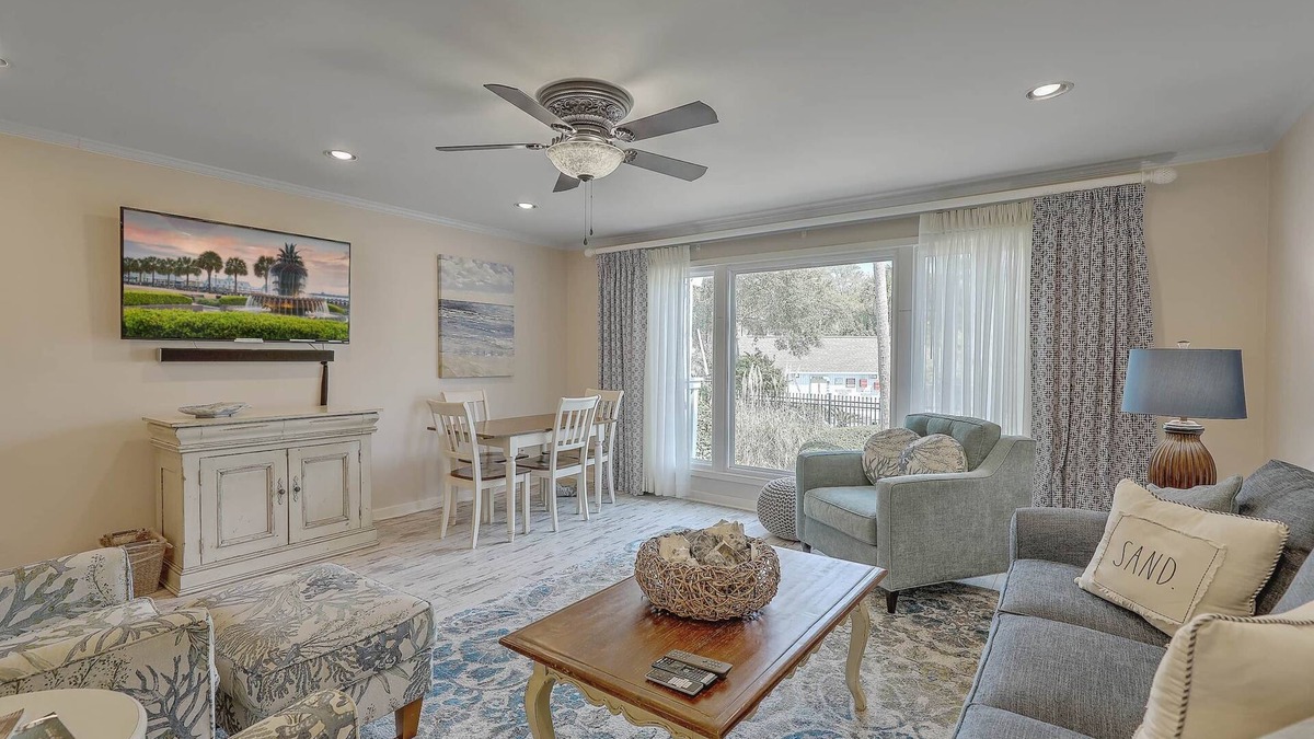 Isle of Palms Villa | Lagoon Villa 9 - Superb Villa! Pool! Beach Access!