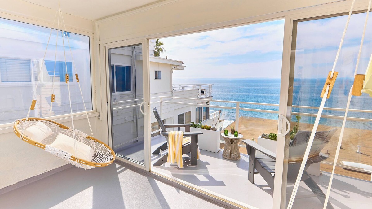 Laguna Beach Hotel | Laguna Surf Lodge by SCP Hotels