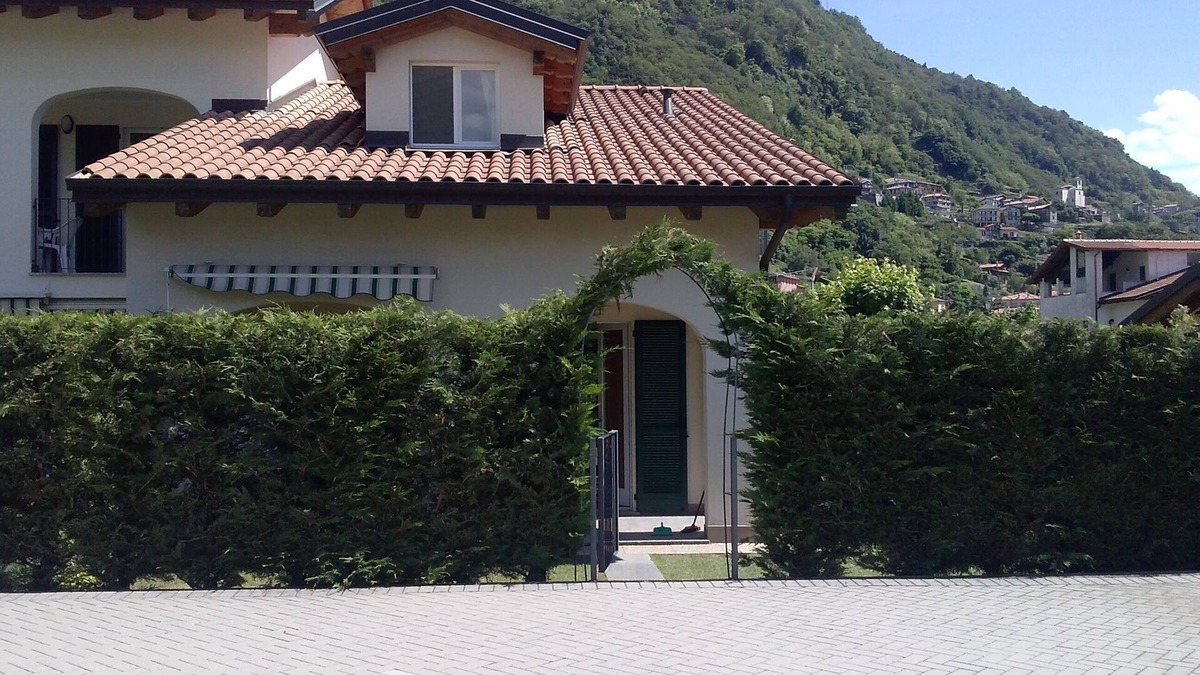 Consiglio di Rumo House | LAKE AND LAKE VIEW RELAX