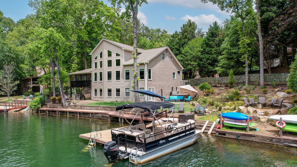 Waleska House | Lake Arrowhead Oasis - Luxury Rental