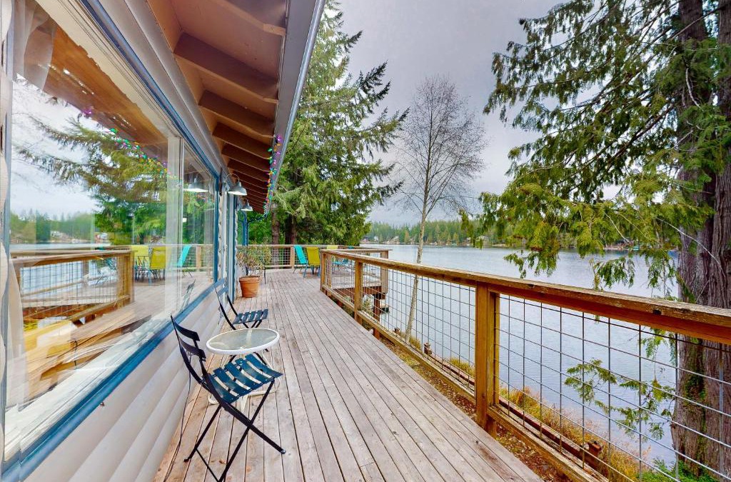 Grapeview House | Lake Benson Rendezvous