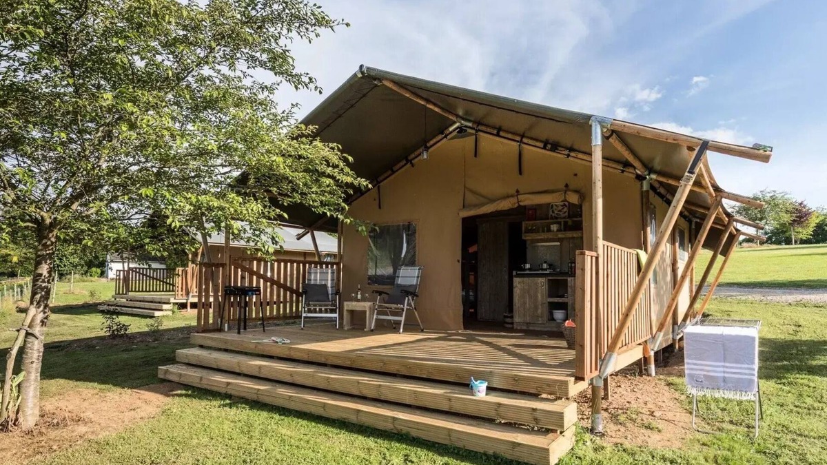 Naucelle House | Lake Bonnefon campsite * - > NEW Safari Premium Tent 2 bedrooms 4 people