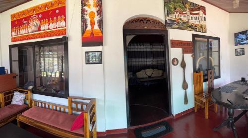 Kandy House | Lake Classical Guest House