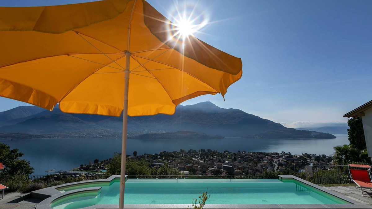 Vercana Apartment | Lake Como - La Collinetta - Girasole