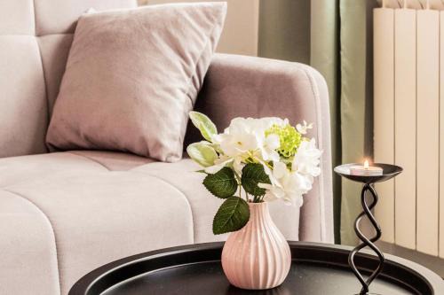 Camnago Volta Apartment | Lake Como-Volta hub,parcheggio e giardino