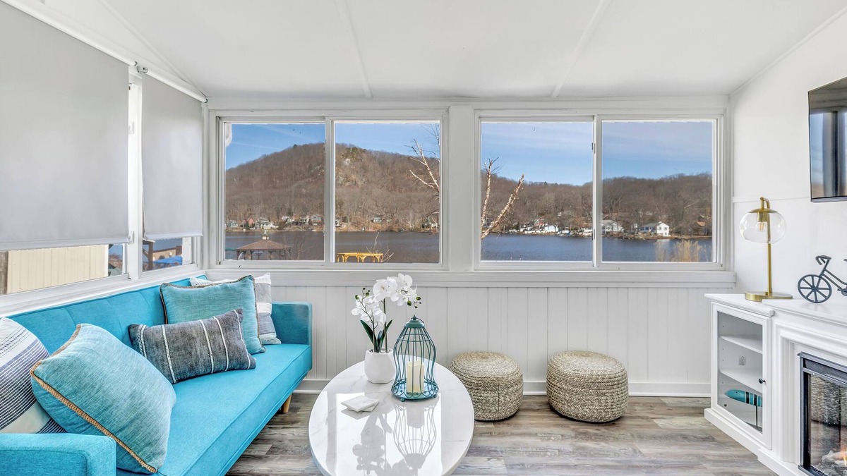 Portland Cottage | Lake Cottage Getaway