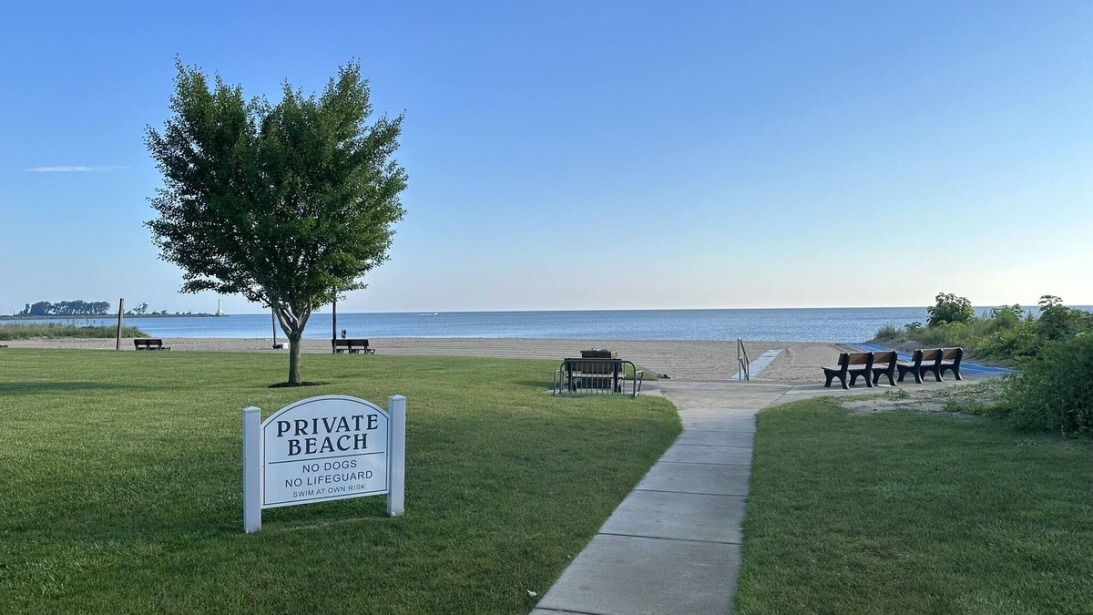 Huron House | Lake Erie Beach Home: Near Cedar Point, Kalahari & Huron River Boat Launch