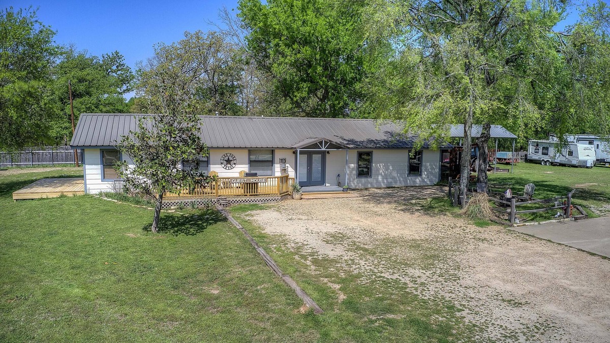 Emory House | Lake Fork Haven, Lakefront Home!!