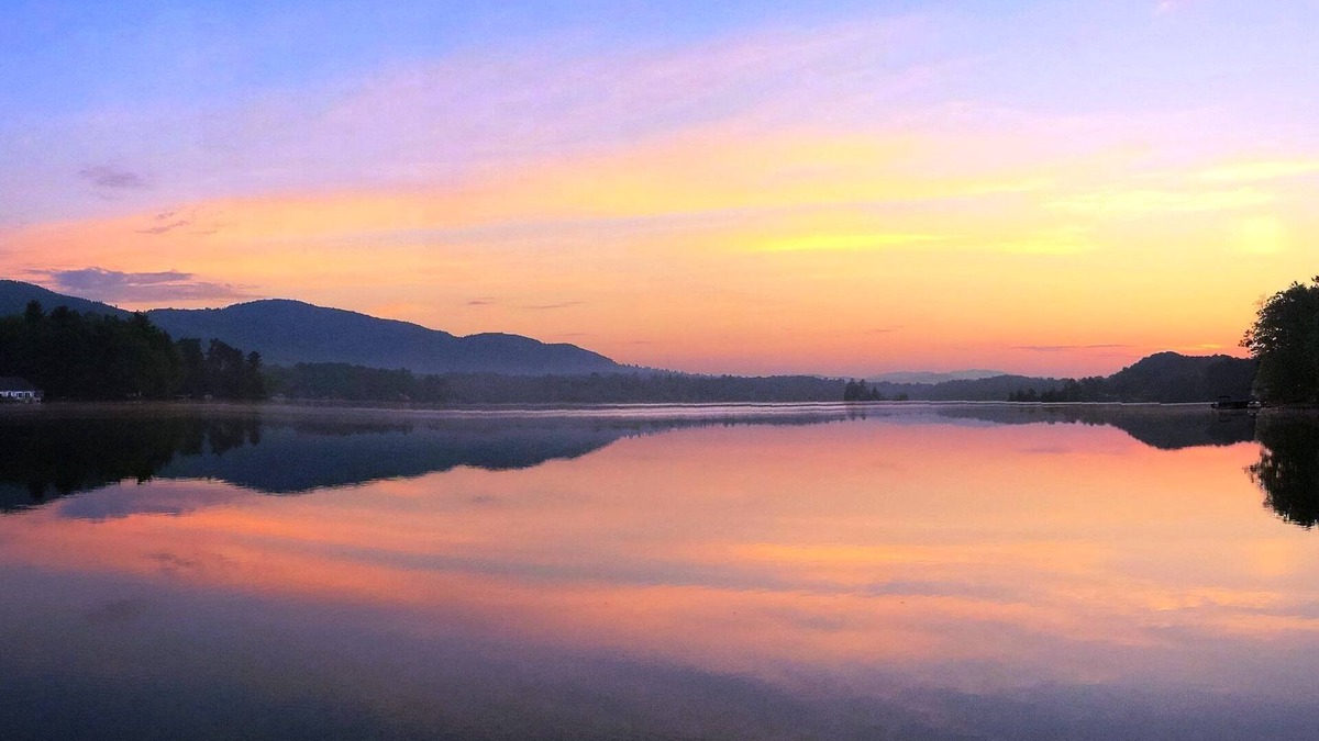 Lake George Ski Chalet | Lake Front Chalet