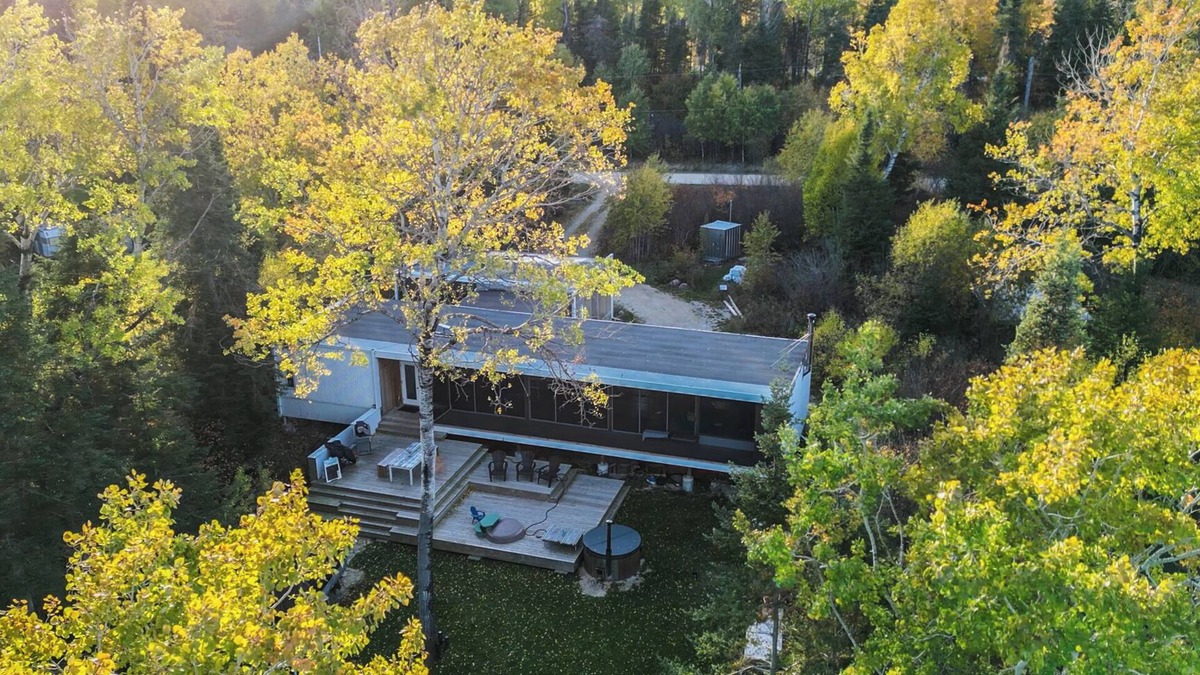 Little Bullhead Cottage | Lake Front Eco Friendly Cottage and Spa