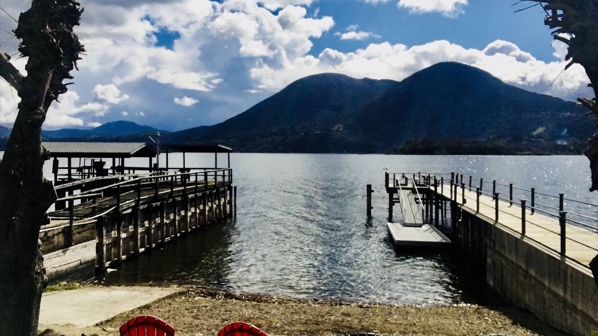 Glenhaven House | Lake Front Home, with Private Boat Launch, Beach, Pet Friendly