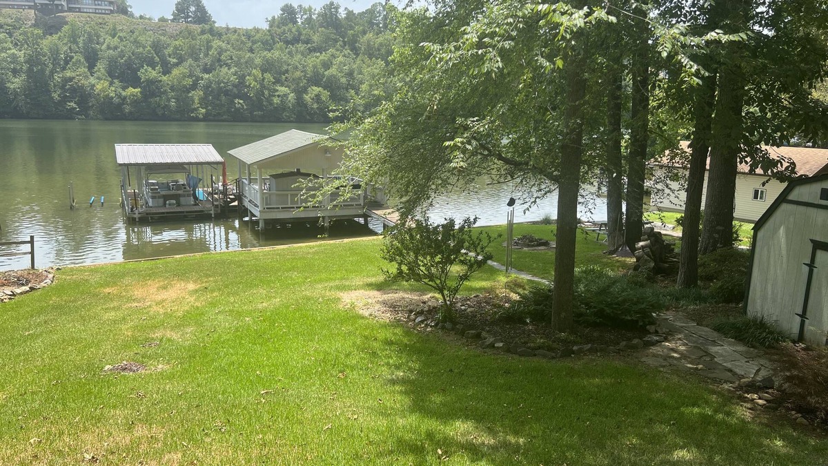 Jones Mills House | Lake front property with cabana on Lake Catherine. 20 minutes from Casino.