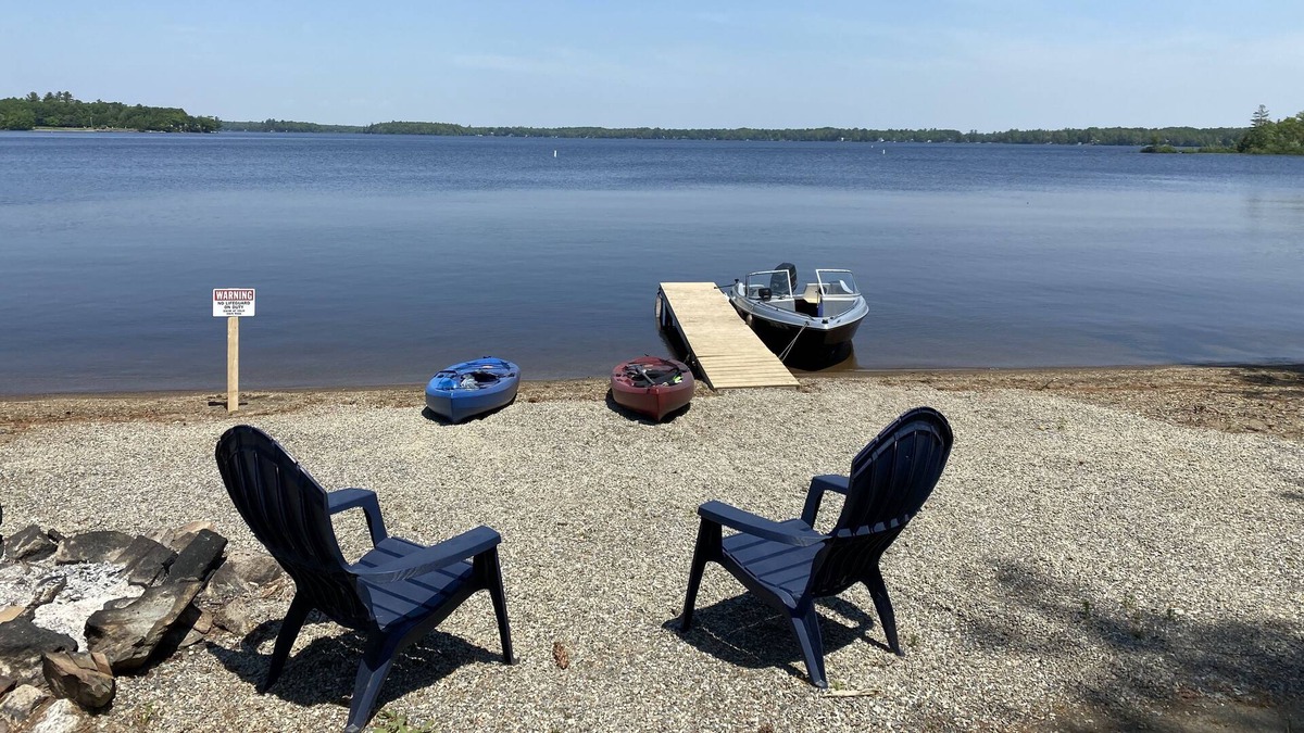 Glenburn House | LAKE FRONT