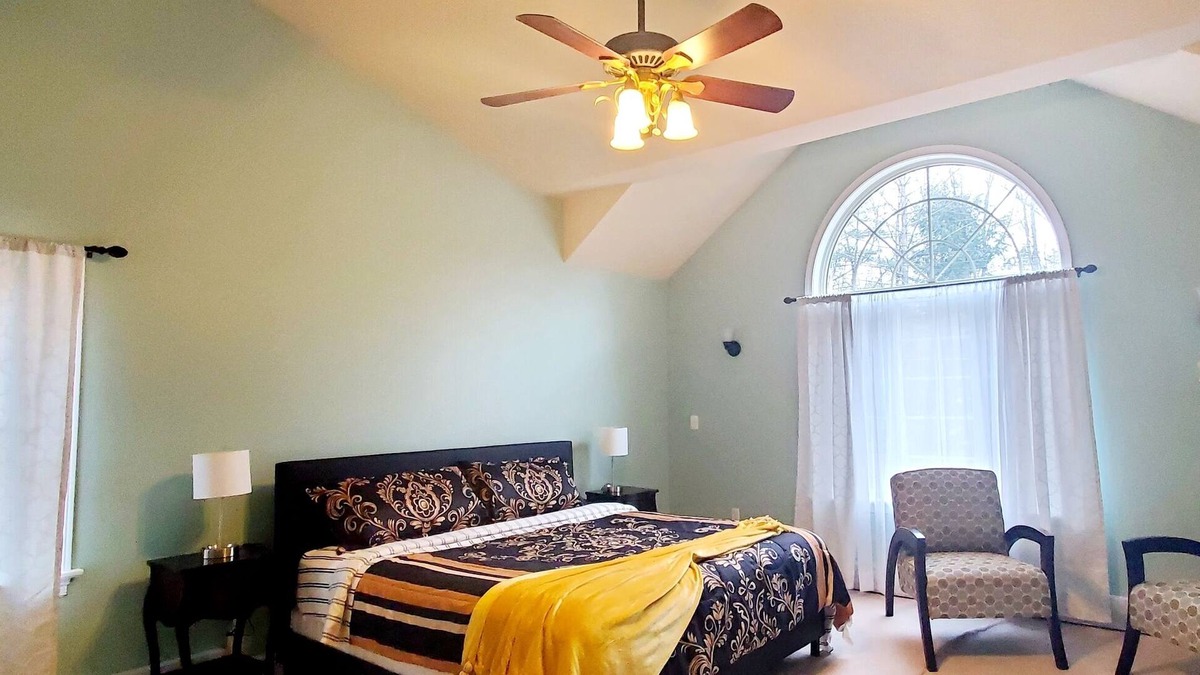 Queensbury House | Lake george get away close to saratoga and the adirondack