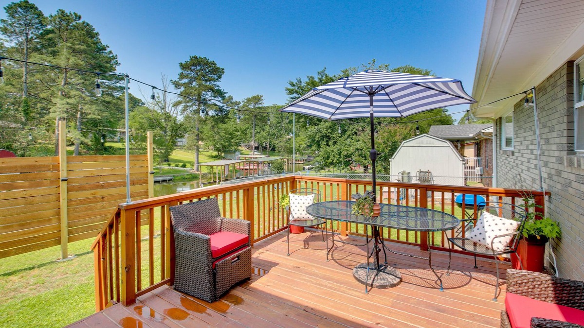 Lakeland House | Lake Hamilton Home: 5 Mi to Hot Springs!