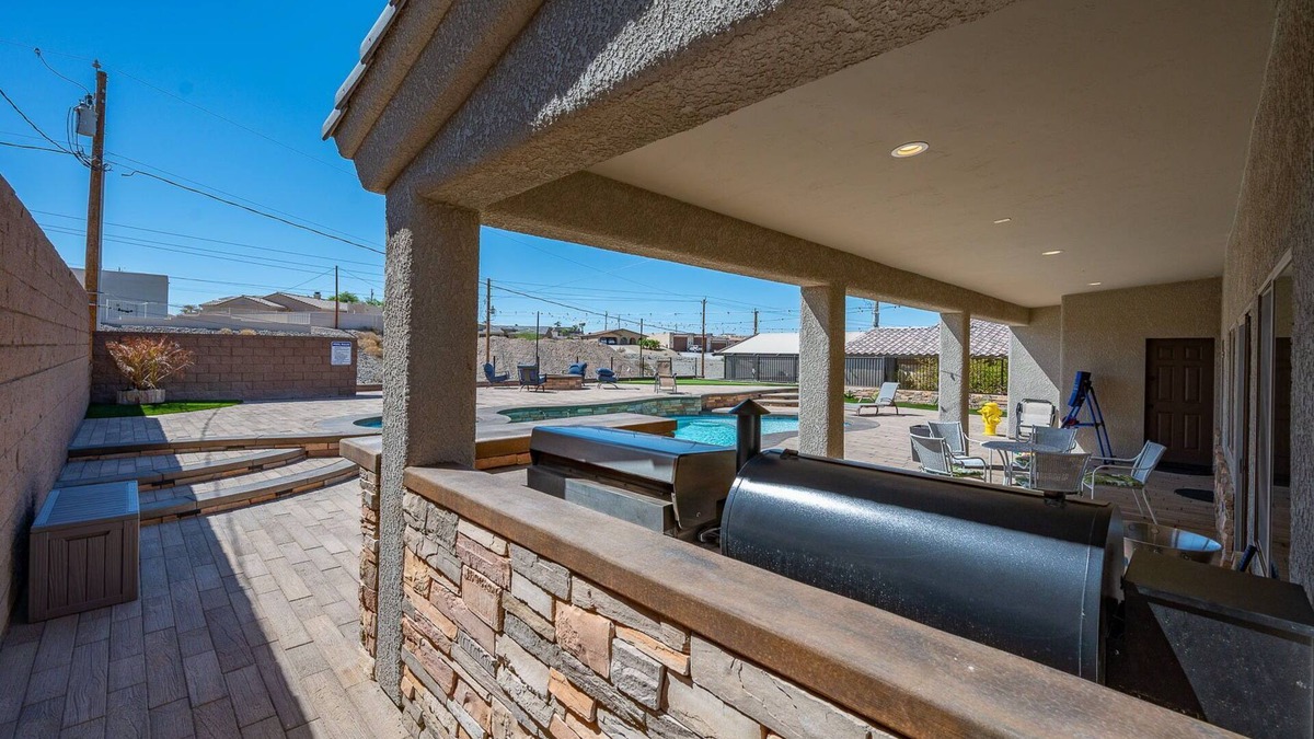 Lake Havasu City House | Lake Havasu Luxury Oasis: Heated Pool/spa Mini golf