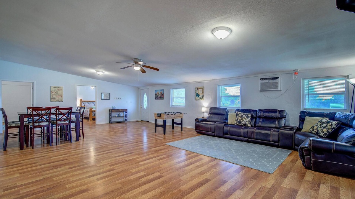 Miller Grove House | Lake Hills