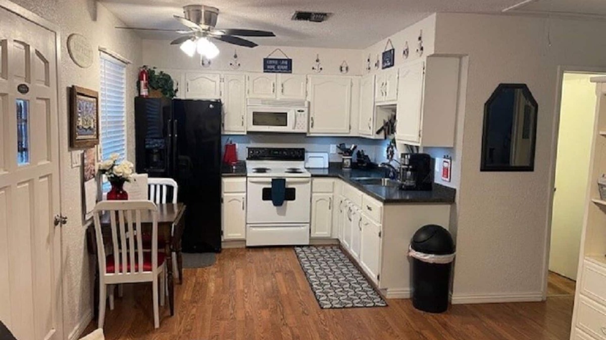 Tonto Basin House | Lake House Cabin is less than 3 Miles from the Roosevelt Lake