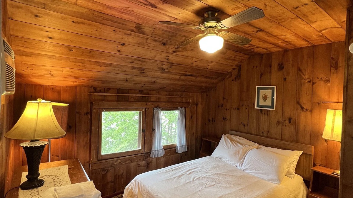 Bolton Landing House | Lake House in Bolton Landing on Lake George: Boat Rentals, Paddle Boards, Pool
