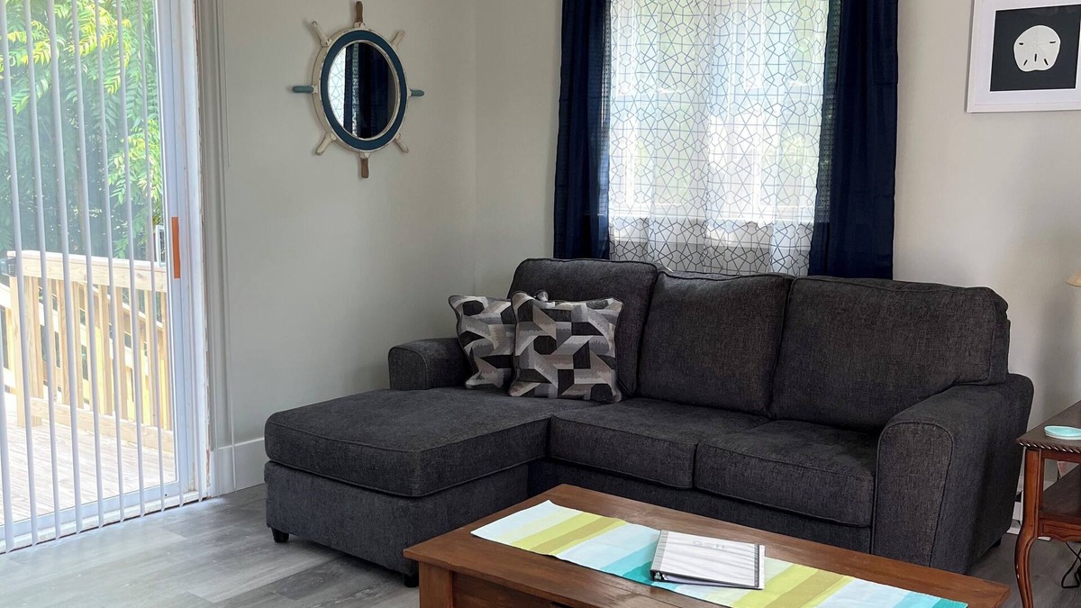 Geneva-on-the-Lake Apartment | Lake Life 1BD at heart of GOTL. Bright & Airy and right off the strip.