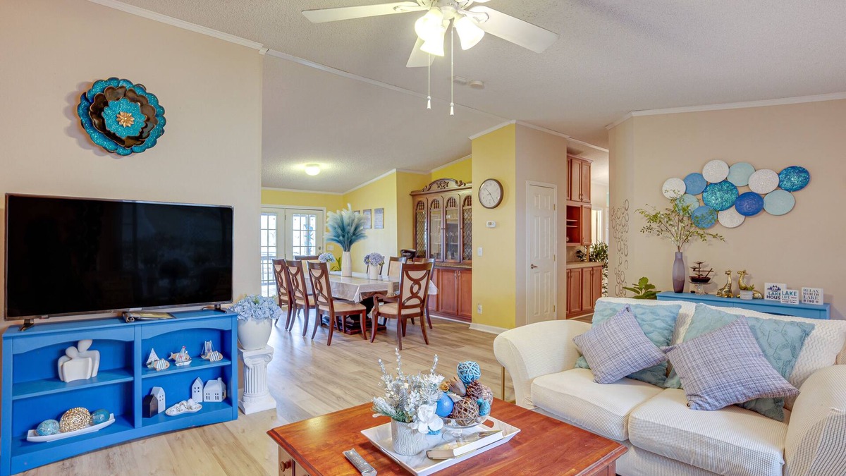 Oakhurst House | Lake Livingston Home w/Dock & Deck!