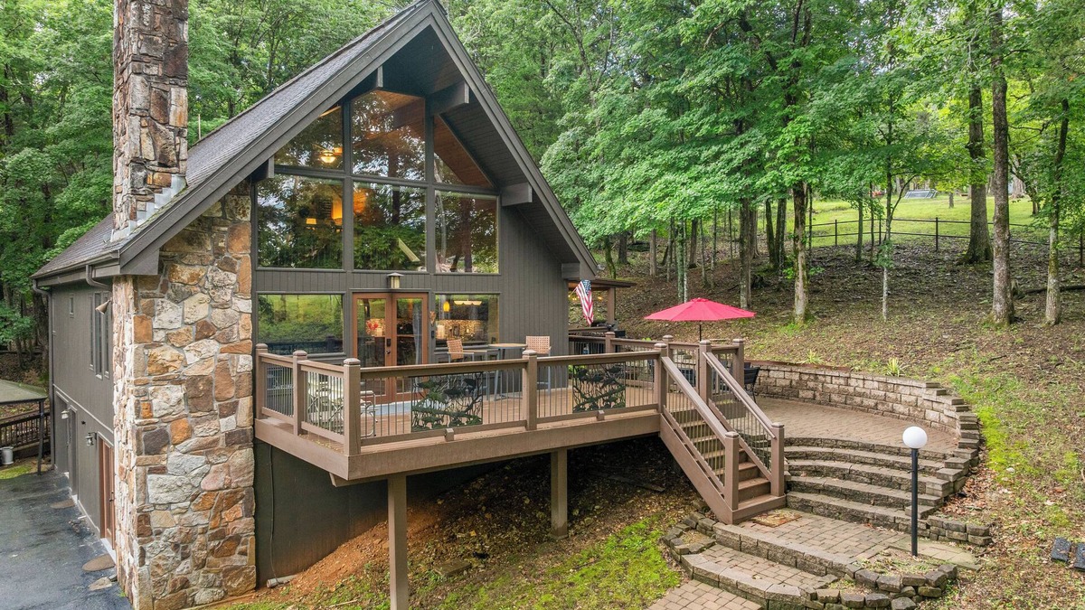 Branson House | Lake Lodge 4-bedroom private setting