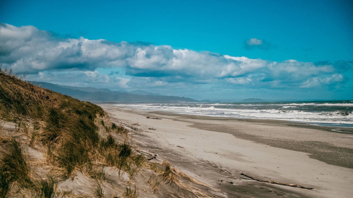 Hokitika Hotel | Lake Mahinapua Hotel