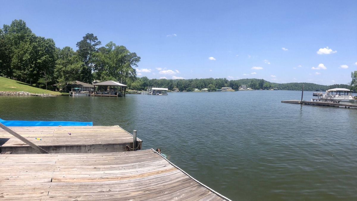 Alexander City House | Lake Martin Waterfront Home with Boat Ramp