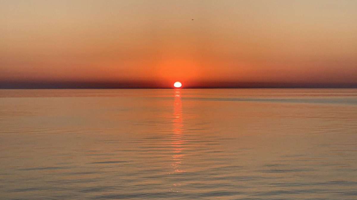 Mears Cottage | Lake Michigan Cottage - Waterfront on Sunset Bluff (The "Sage")