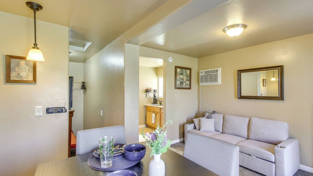 Mountain Mesa Apartment | Lake & Mountain Views: Cozy California Stay