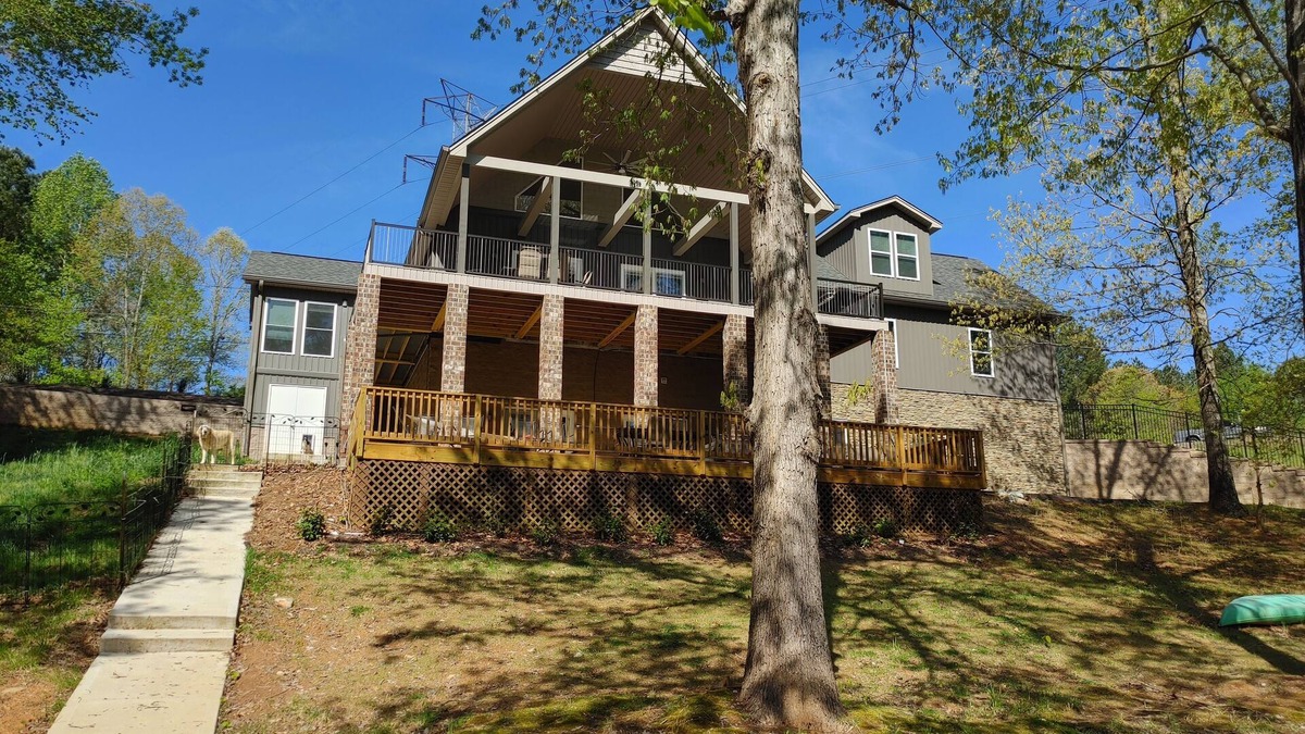 Troutman House | Lake Norman Private Escape - Hot tub & private boat ramp