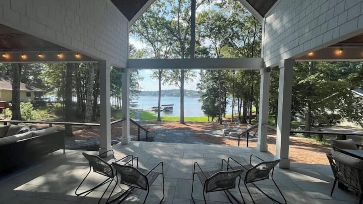 Lake Oconee House | Lake Oconee Georgia - Lakefront Retreat near University of Georgia & Augusta