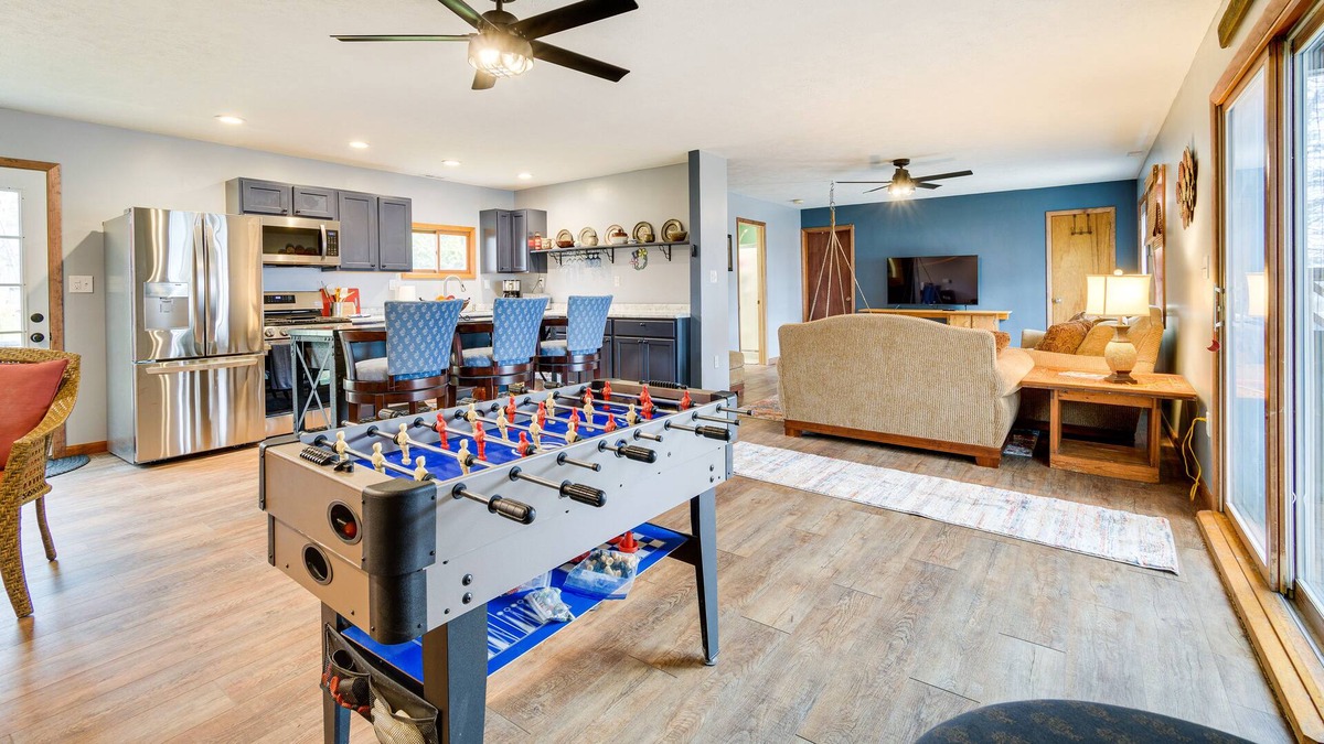 Fair Haven Cottage | Lake Ontario Vacation Rental - Walk to Beach!