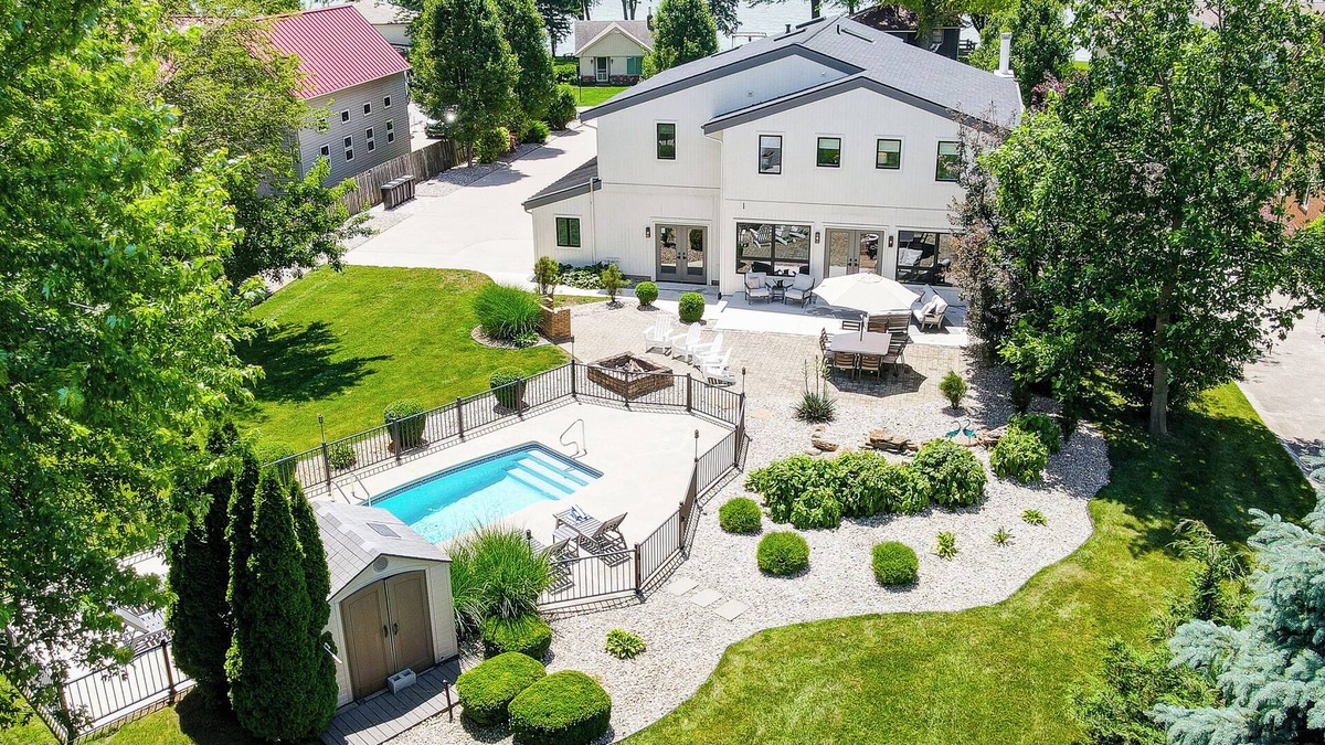 Celina House | Lake Retreat Near State Park — Seasonal Pool, Hot Tub, Boat Dock, Dogs Welcome