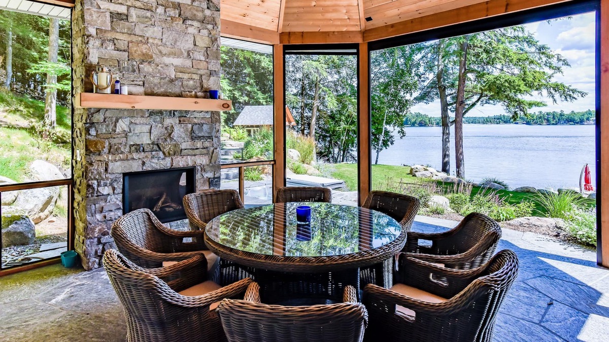 Muskoka Lakes Villa | Lake Rosseau! New Build!! 7 Bedrooms, 6 Bath!, Luxury Family Getaway!