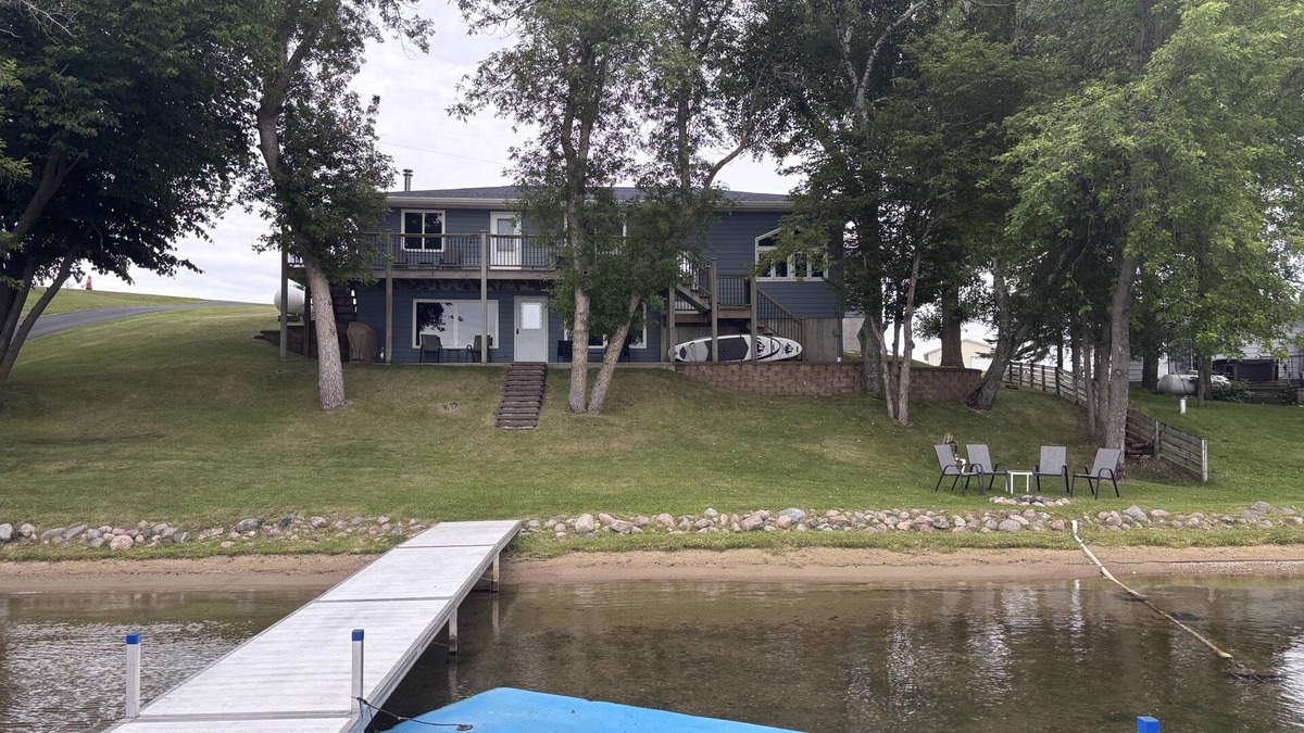 Frazee House | Lake Seven, Frazee, MN