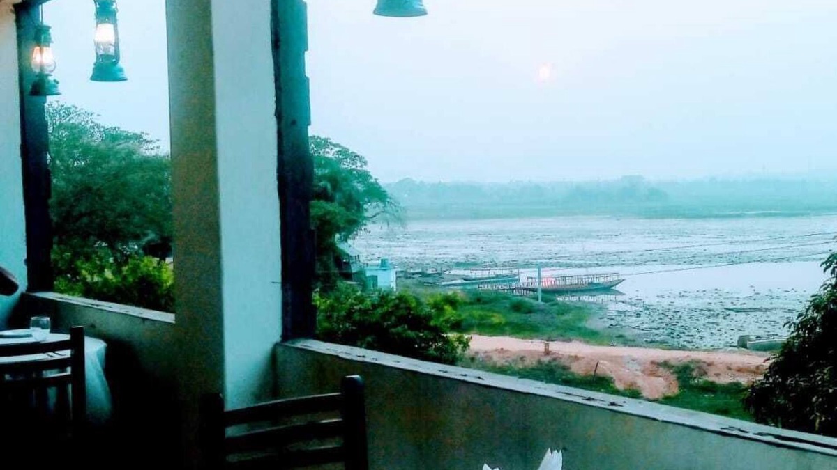Sonamura Hotel | Lake Side Resort Neermahal