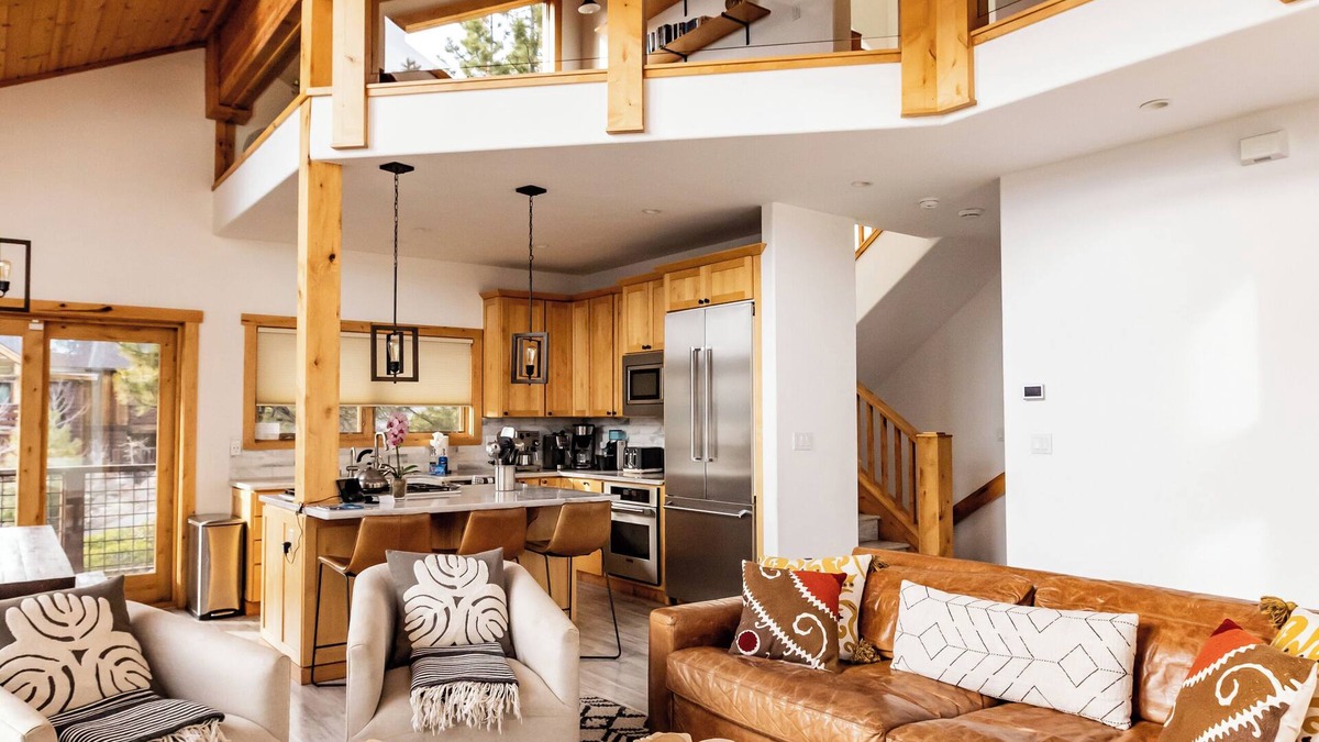 Tahoe Vista House | Lake Tahoe - Lake View and Pet Friendly!